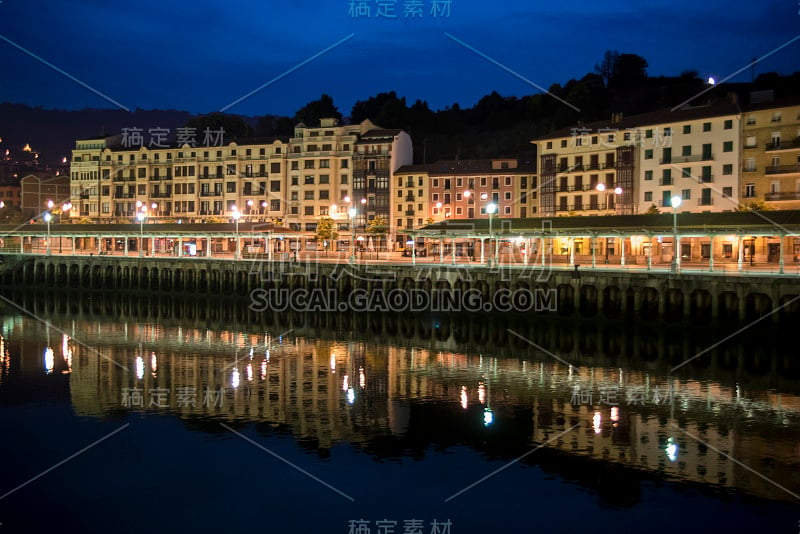 毕尔巴鄂的夜景。旅馆。《瓦斯科。西班牙。欧洲。