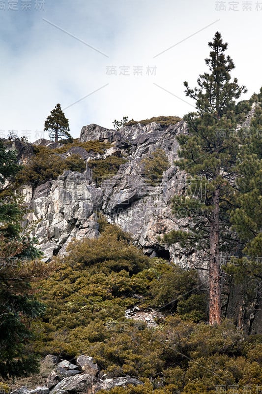 崎岖的山区