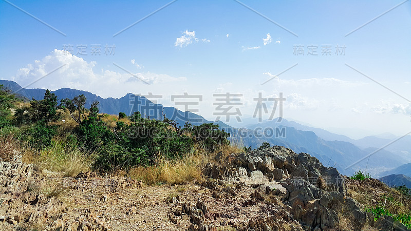 山景-自然背景-自然公园-如此美丽清澈的蓝天-美好的一天