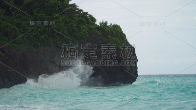 海岸在暴风雨天气。菲律宾长滩岛