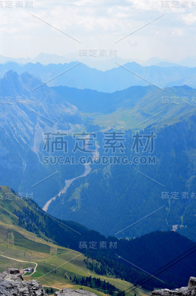 由联合国教科文组织保护的意大利白云石