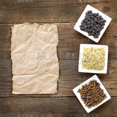 麻籽和黑鹰嘴豆