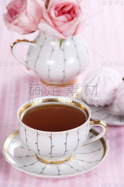 茶和玫瑰