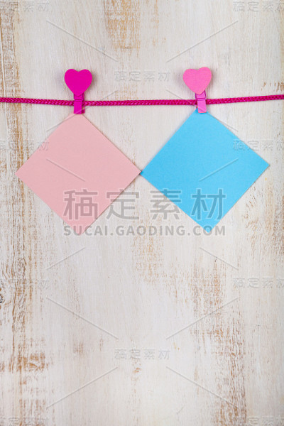 彩色纸条和爱心纸