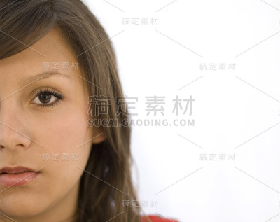 一半的脸