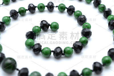 从天然石头分离珠子