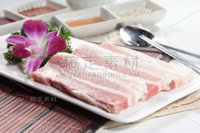 生猪肉或火腿
