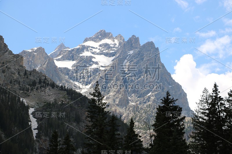 怀俄明州提顿山脉的欧文山