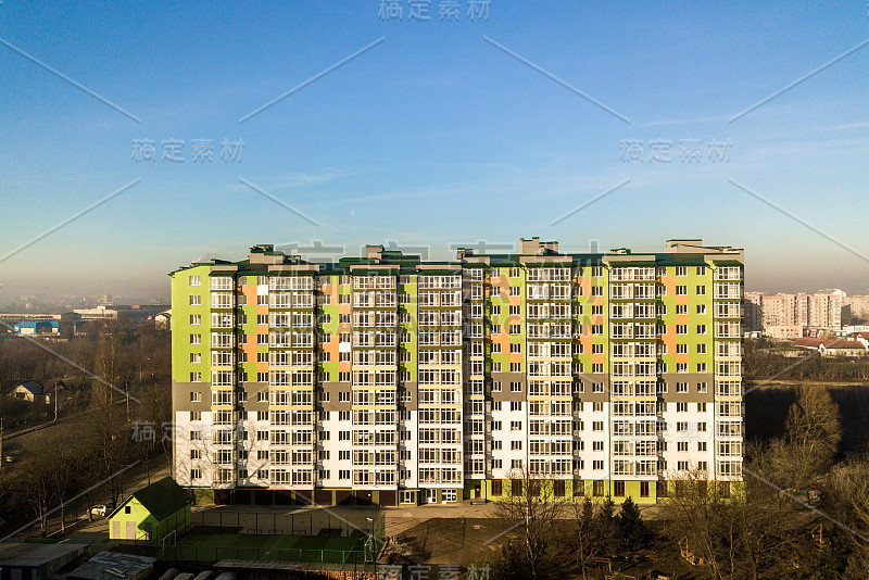 Aerial view of a tall residential apartment buildi