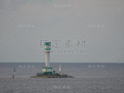 在波罗的海的基尔和拉博
