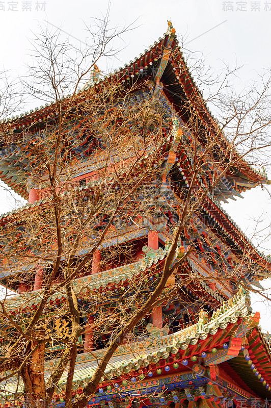 在正宗少林寺(少林寺)的宝塔，一个禅宗佛教寺庙。联合国教科文组织世界遗产