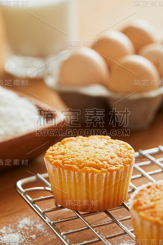 Muffin with making products