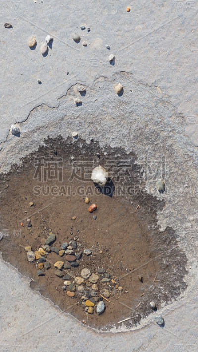 混凝土上面的碎石