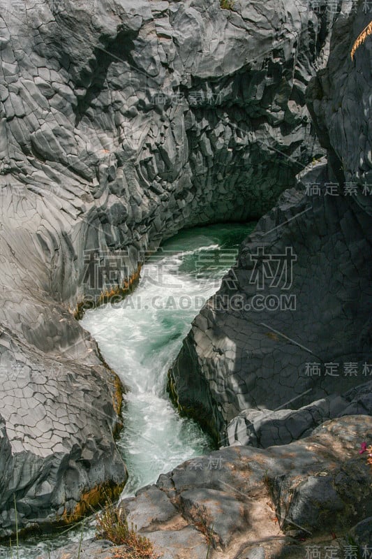 阿尔坎塔拉河和峡谷