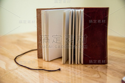 皮面笔记本