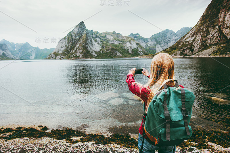 旅游生活方式，旅游欲望，概念，冒险，户外夏季度假在挪威