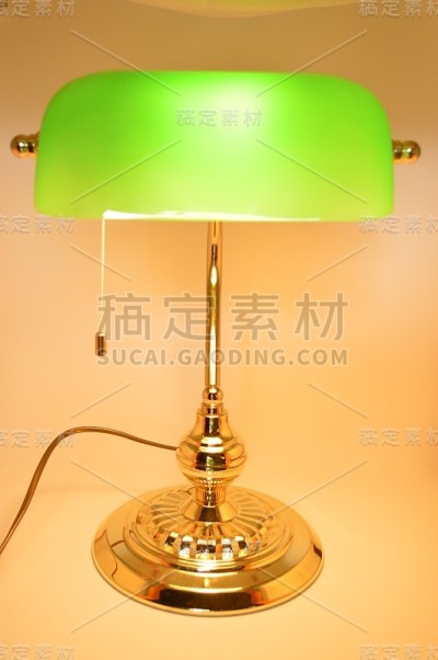 绿色的灯