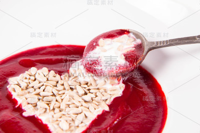 甜菜根奶油汤