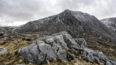 北威尔士的Tryfan Snowdonia
