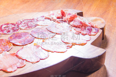 生猪肉或火腿