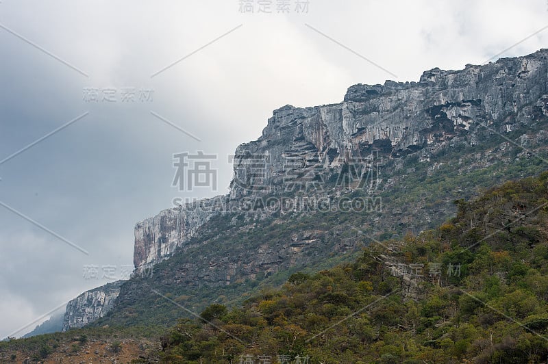 也门索科特拉岛的自然风光。联合国教科文组织世界自然遗产