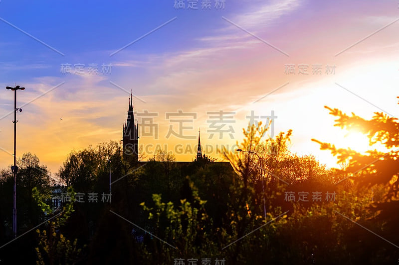 Dark outline of Cathedral Basilica of Assumption