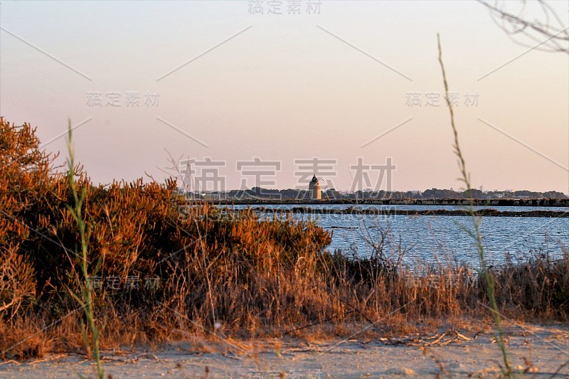 Stagnone自然保护区或位于意大利西西里岛马萨拉和特拉帕尼附近的“Saline dello St