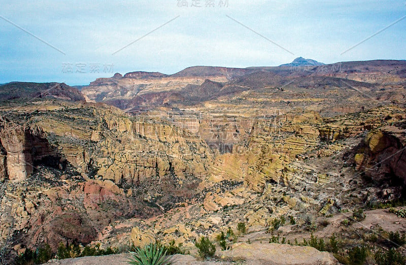 亚利桑那沙漠峡谷