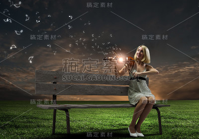小提琴的女孩