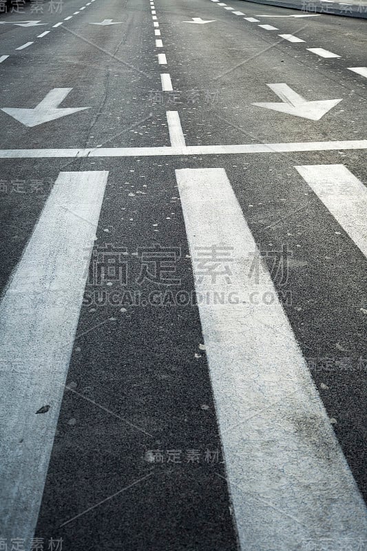 空置的主要街道