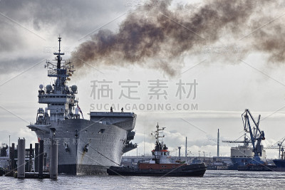 德国汉堡港（圣保利·兰登斯布吕肯）
