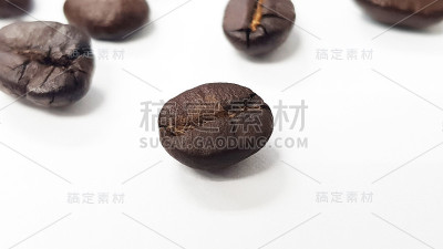 咖啡豆孤立