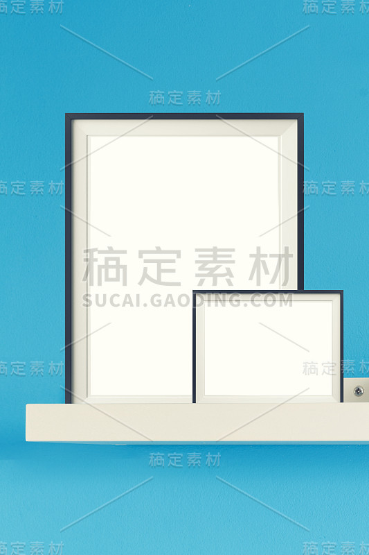 简单的海报框架模型场景的图像。