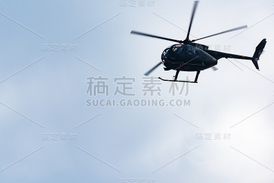 侦察直升机