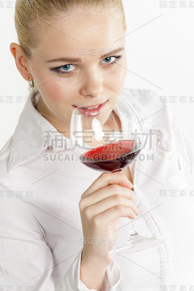 女人与酒