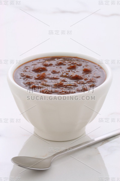 工匠自制的墨西哥辣椒酱