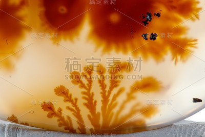 宏石苔玛瑙，白玛瑙