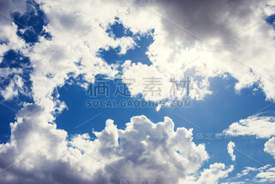 蓝天白云