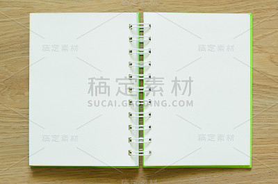 笔记本空白