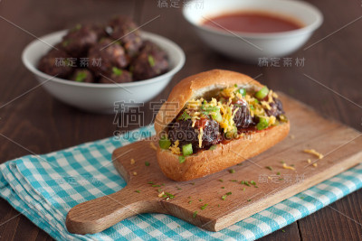 肉丸三明治