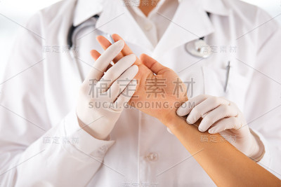 医生把脉