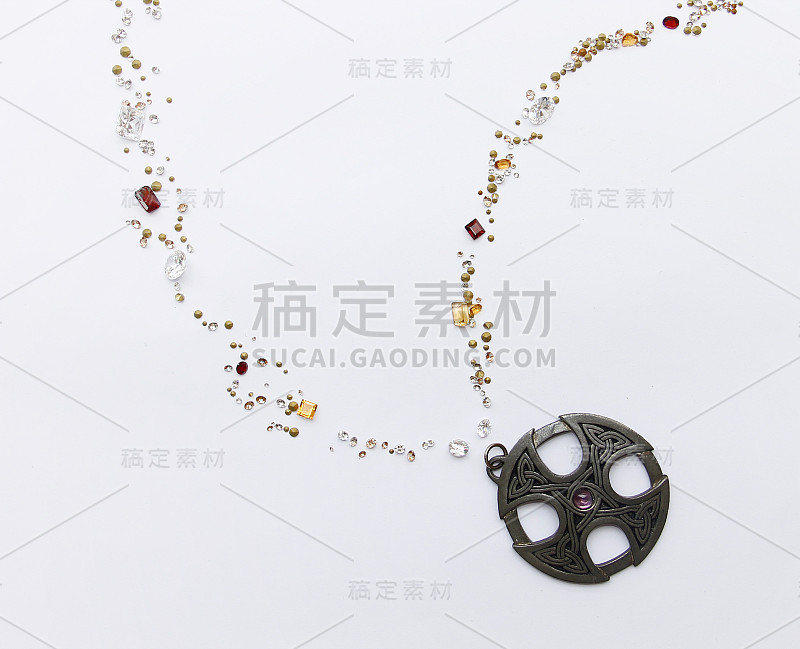 彩色宝石的差异