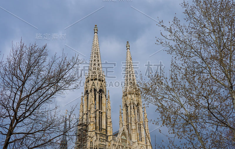 Votivkirche (Votivkirche)是位于奥地利维也纳的一座新哥特式教堂。欧洲。塔