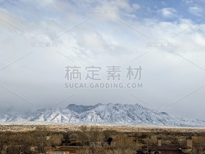 桑迪亚的巅峰,阿尔伯克基纳米