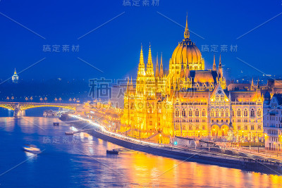 匈牙利布达佩斯-匈牙利议会大厦和多瑙河