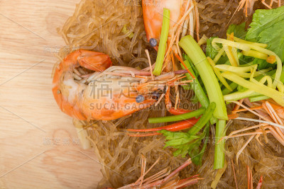 虾仁烤粉丝