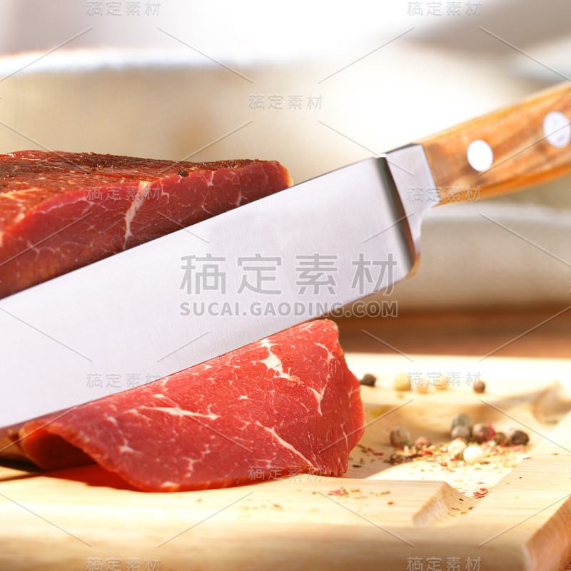 菜刀和火腿