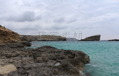 大岩石和地中海，戈佐，马耳他共和国