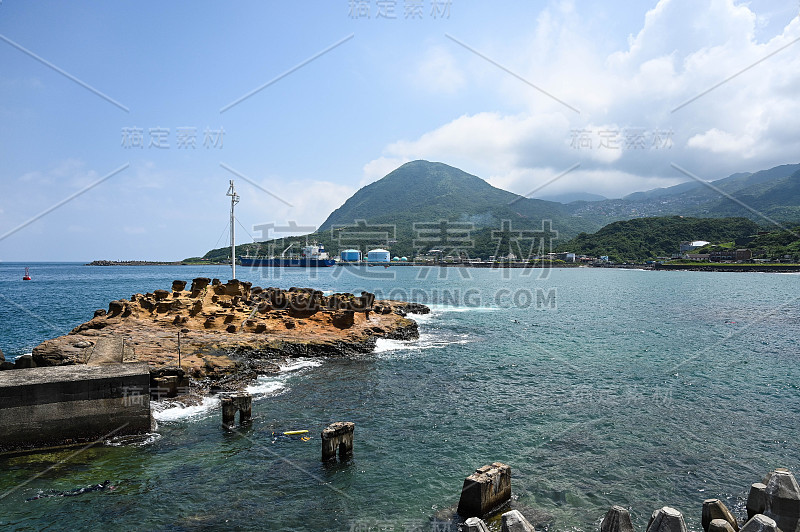 台湾新台北- 2019年9月14日:神澳海岸堤岸。