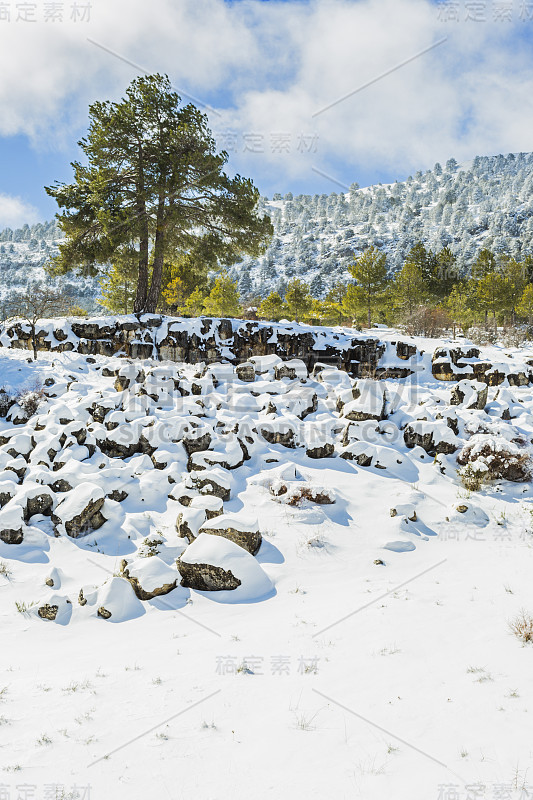 雪景4。Jaén, Andalucía，西班牙，欧洲。